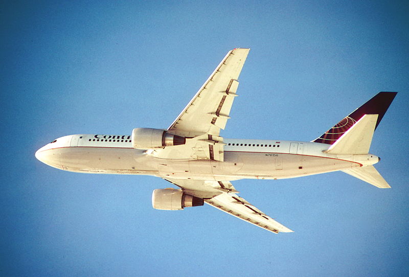 File:274bm - Continental Airlines Boeing 767-224ER, N76156@ZRH,31.01.2004 - Flickr - Aero Icarus.jpg