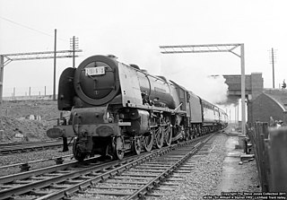 LMS Princess Coronation Class 6256 <i>Sir William A. Stanier F.R.S.</i>