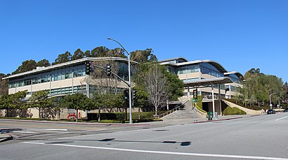 Cómo llegar a YouTube HQ en transporte público - Sobre el lugar