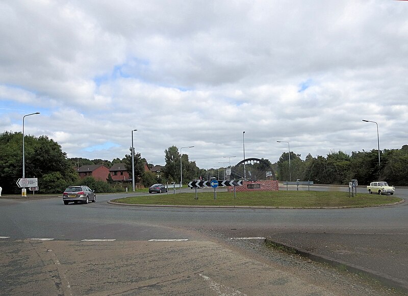 File:A539 roundabout junction with B5605 - geograph.org.uk - 3715650.jpg