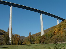 Le viaduc de Verrières en 2003.