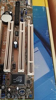 Advanced Communications Riser PC motherboard expansion slot format