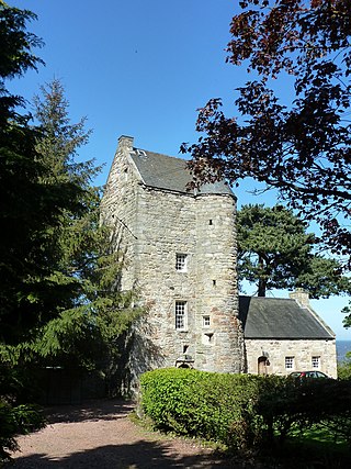 <span class="mw-page-title-main">Cramond Tower</span> Castle in City of Edinburgh, Scotland, UK