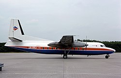 Eine Fokker F-27-100 der Air Executive Norway auf dem Flughafen Basel im Jahr 1978