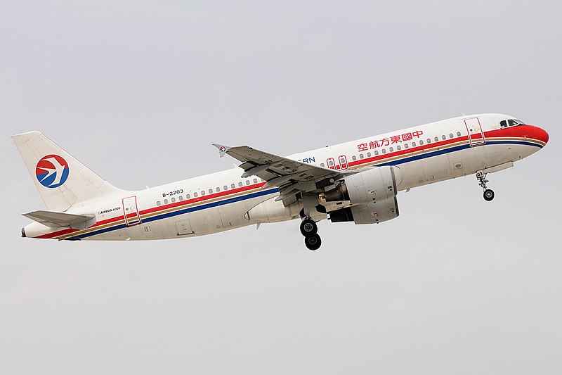 File:Airbus A320-214, China Eastern Airlines JP6384084.jpg