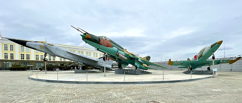 File:Aircraft in the UMMC museum-1 - 1.jpeg