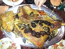 Algerian Food (9) طبف لحم.jpg