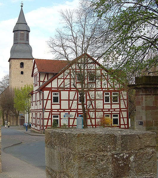 File:Altstädter-Kirche.JPG