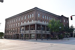 Hotel Antlers, jezero Spirit, IA.jpg