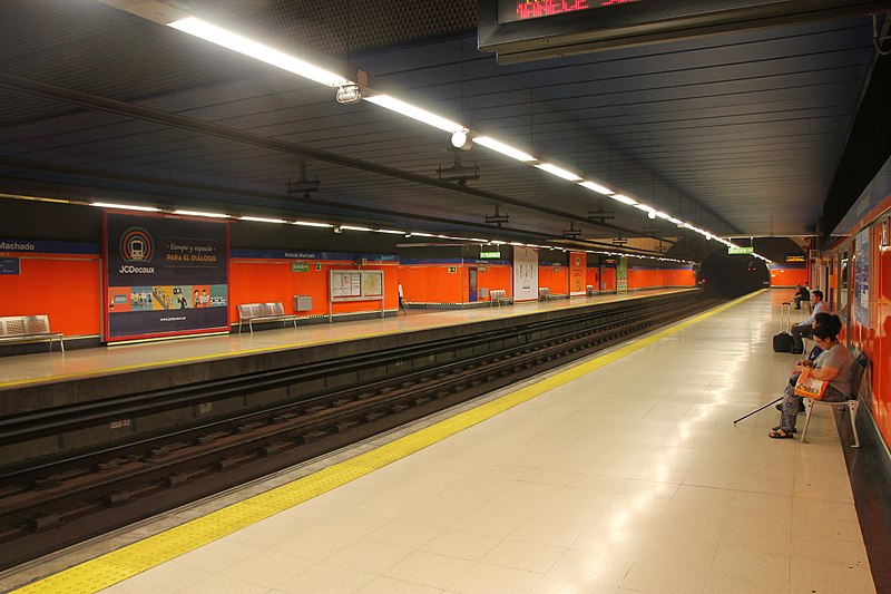 File:Antonio Machado Station.jpg