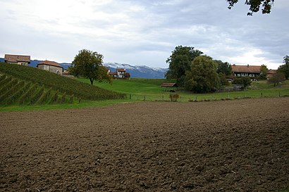 So kommt man zu Sézegnin mit den Öffentlichen - Mehr zum Ort Hier