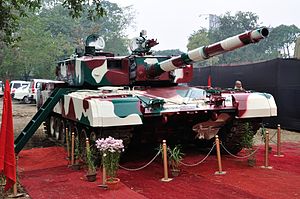 Arjun - Main Battle Tank - Pride of India - Exhibition - 100th Indian Science Congress - Kolkata 2013-01-03 2476.JPG