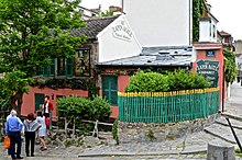 Au Lapin Agile, Paris 20 May 2014.jpg