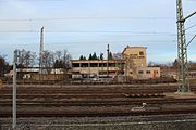 Vis-à-vis dem Bahnsteig: die einstige Konsum-Großbäckerei