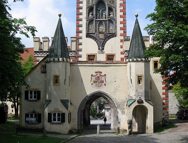 Bayertor, the gate to Munich