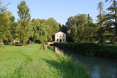 Come arrivare a Foresta Della Carpaneta con i mezzi pubblici - Informazioni sul luogo