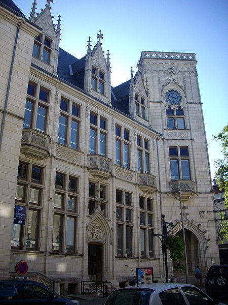 File:Bourges - hôtel des postes (02).jpg