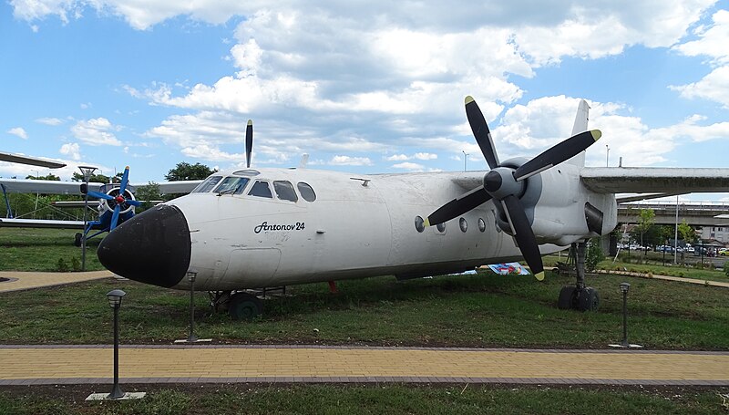 File:Burgas Antonov An-24V LZ-ANL 03.jpg