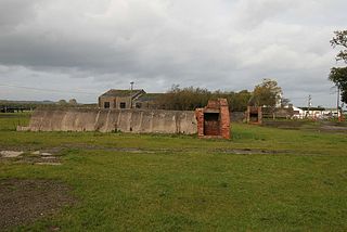 <span class="mw-page-title-main">RAF Calveley</span> Former RAF base in Cheshire, England