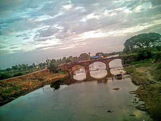 Canal at Kolakaluru Canal at Kolakaluru.jpg