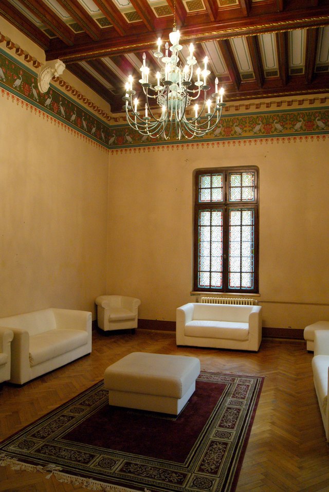 File:Castelul Cantacuzino - Camera cu mobilier nou pentru oaspeti.jpg -  Wikipedia