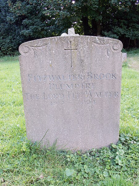 File:Church of the Holy Cross, Goodnestone - Fitzwalter Brook Plumtre 1914-2004 headstone.jpg