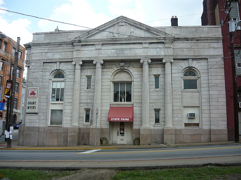 File:Colonial National Bank Connellsville Pennsylvania.jpg