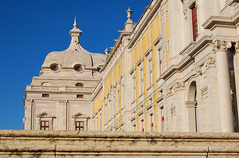 File:Convento de Mafra I.jpg