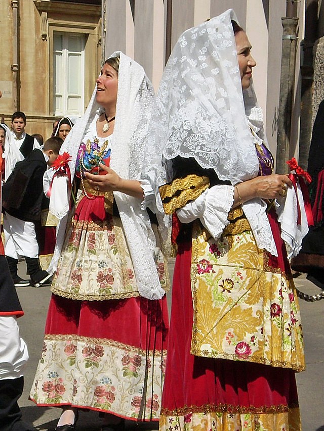 File:Costume_di_selargius.jpg