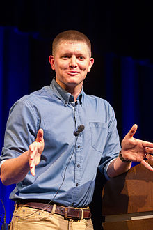 Sandlin at Skepticon in November 2015. Destin Sandlin Skepticon 8.jpg