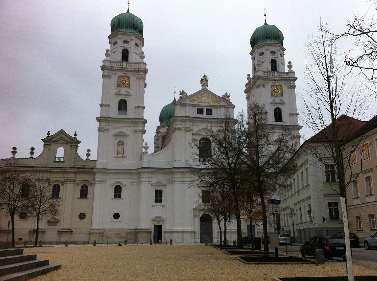 File:Dom passau 2013.jpg - Wikimedia Commons