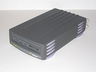 <span class="mw-page-title-main">SyQuest EZ 135 Drive</span>