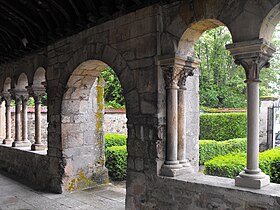 L'intérieur de la galerie, porche.