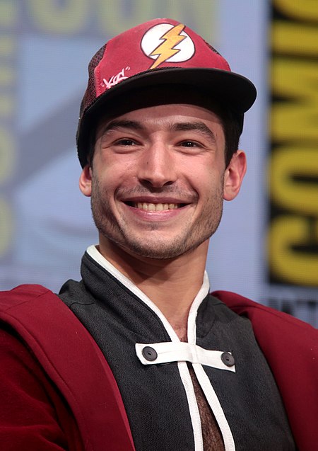 Fail:Ezra_Miller_by_Gage_Skidmore_2.jpg