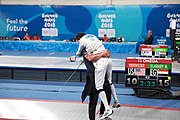 Deutsch: Fechten bei den Olympischen Jugend-Sommerspielen 2018: Tag 1, 7. Oktober 2018, Jungen, Säbel, Kampf um Bronze - Mazen Elaraby (EGY) - Robert Vidovszky (USA) 15:10 English: Fencing at the 2018 Summer Youth Olympics at 7 October 2018 – Boys' sabre Bronze medal match – Mazen Elaraby (EGY) Vs Robert Vidovszky (USA) 15:10