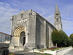 Fenioux eglise 001.jpg