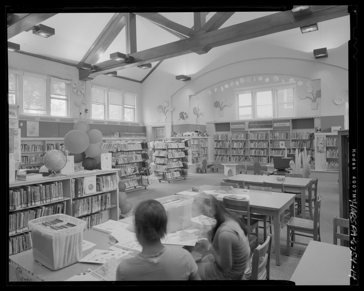 File:GENERAL VIEW OF INTERIOR, LOOKING WEST TOWARD ENTRANCE - Free Library of Philadelphia, Thomas Holme Branch, 7810 Frankford Avenue, Philadelphia, Philadelphia County, PA HABS PA-6754-14.tif