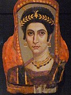 來自安居戎波利斯（Ankyronpolis）的一位名叫 Isidora 的女人的肖像，公元 100-110 年，盖蒂别墅
