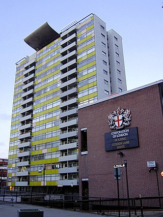 <span class="mw-page-title-main">Golden Lane Estate</span> 1950s council housing complex in London