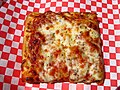 Golden Boy Pizza cheese pizza (25777488253).jpg