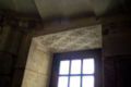 Détail d'un linteau de fenêtre sculpté en sous-face