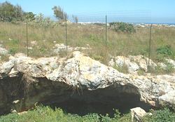 Grotta Calafarina.JPG