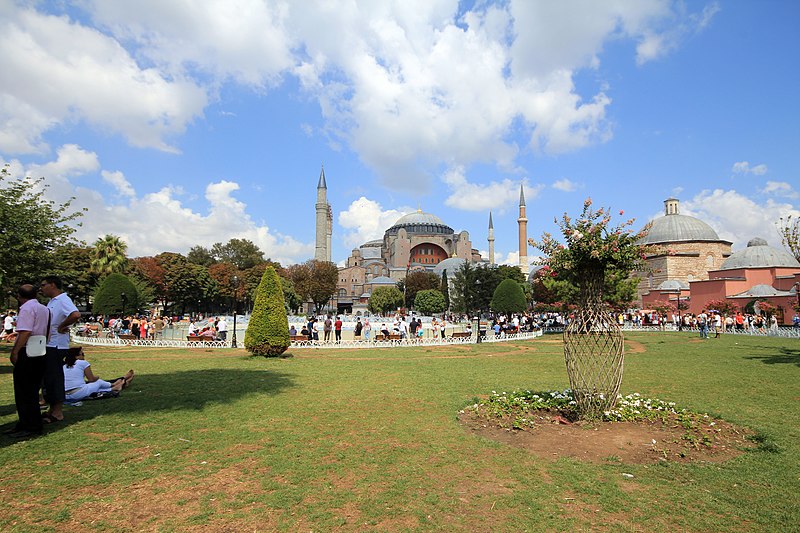 File:Hagia Sophia Istanbul 2013 1b.jpg