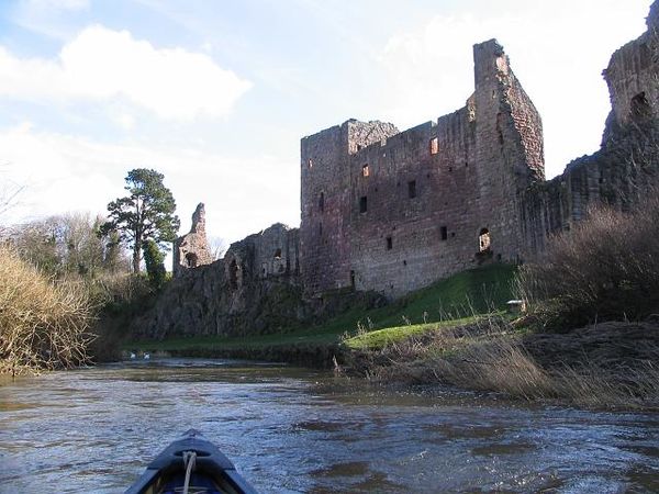 Alexander Crichton of Brunstane planned to capture the Earl of Bothwell's castle at Hailes