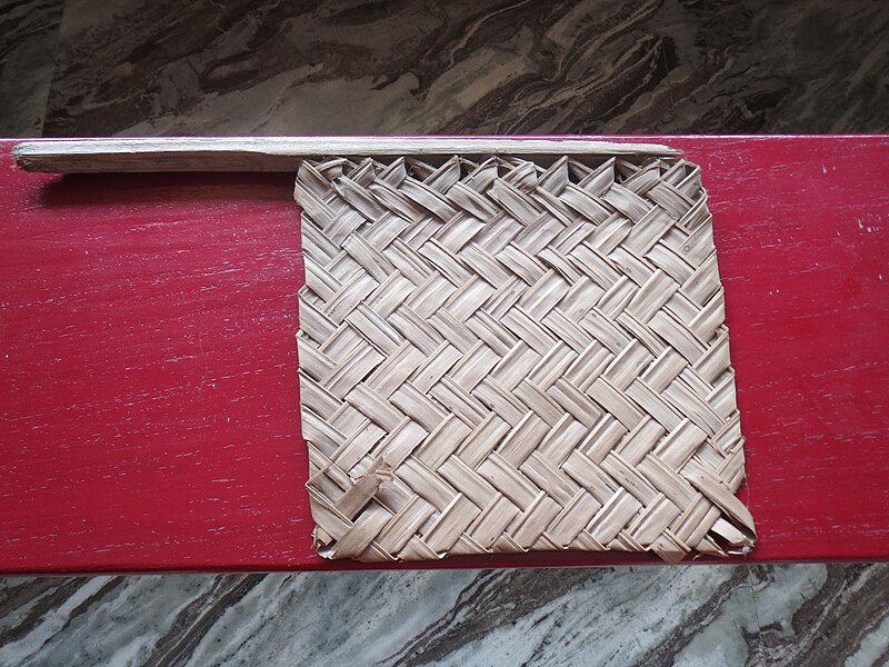 File:Handmade fan-coconut leaf.jpg