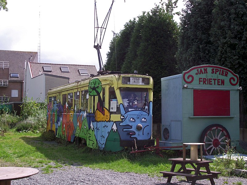 File:Herzele t'Uilekot en buurtspoorwegstation-3.jpg