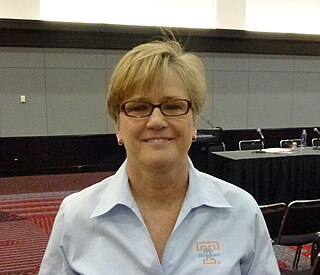 <span class="mw-page-title-main">Holly Warlick</span> American college basketball coach (born 1958)