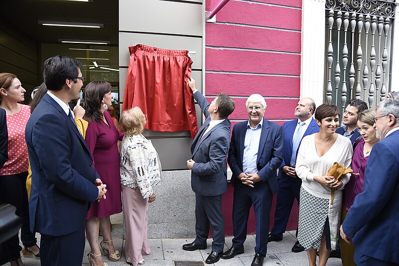 File:Inauguración del nuevo Museo Cristina García Rodero en Puertollano (30770153558).jpg