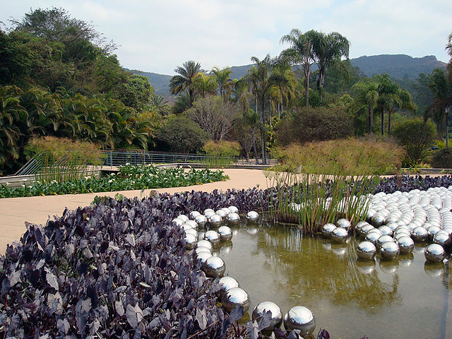 Narcissus Garden (2009), Instituto Inhotim, Brumadinho, Brazil