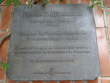 Institut Francès de Barcelona 03 Placa a Pierre Deffontaines.JPG